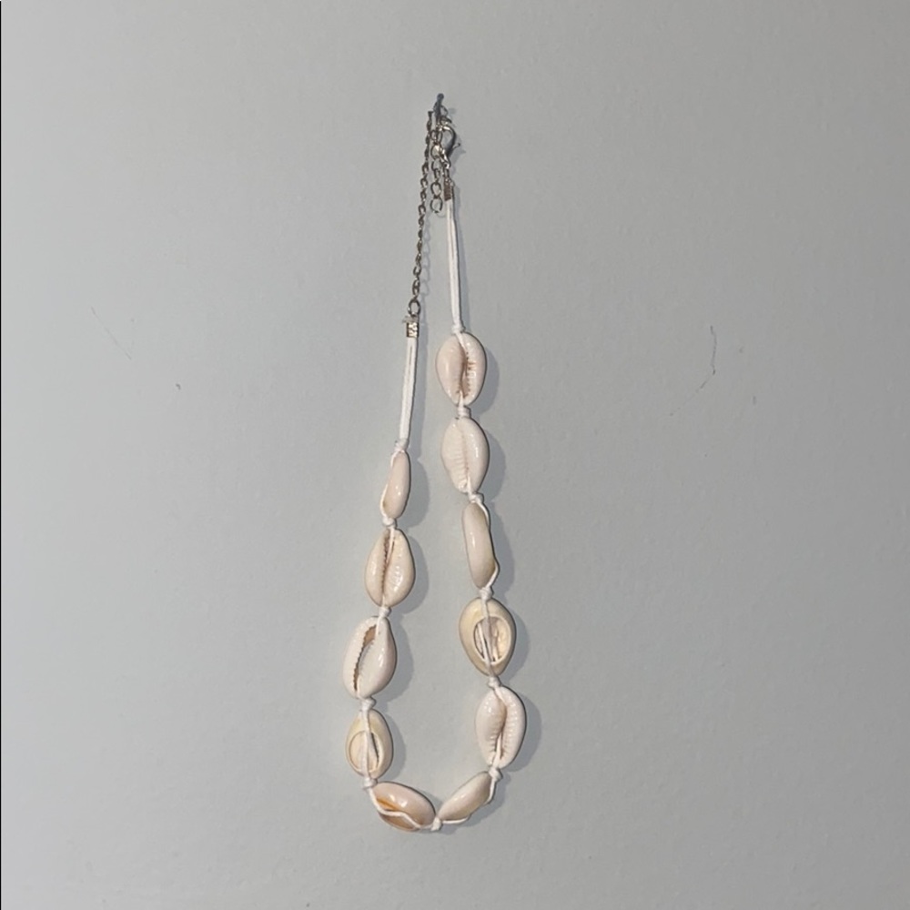 puka shell necklace w/ necklace clasp